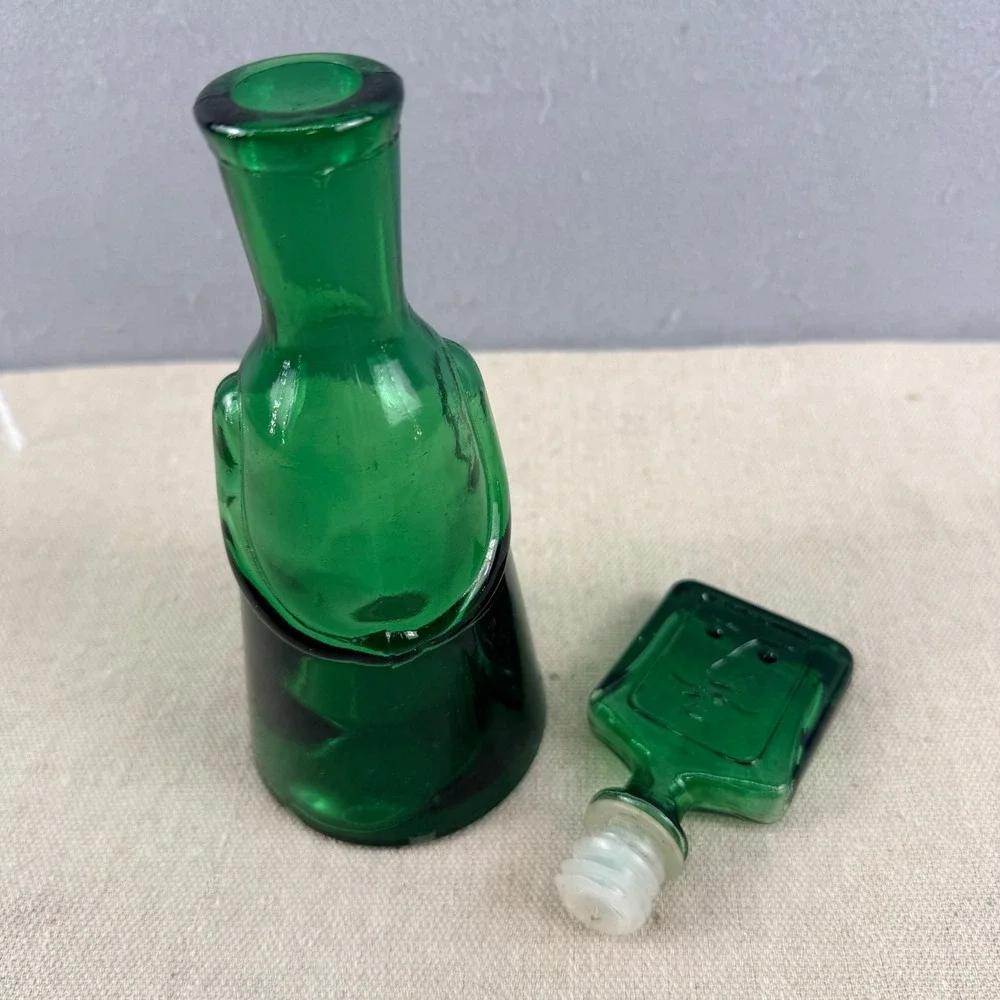 Erik Hoglund Boda Green Glass People Decanter Face Stopper Neiman Marcus 10.5